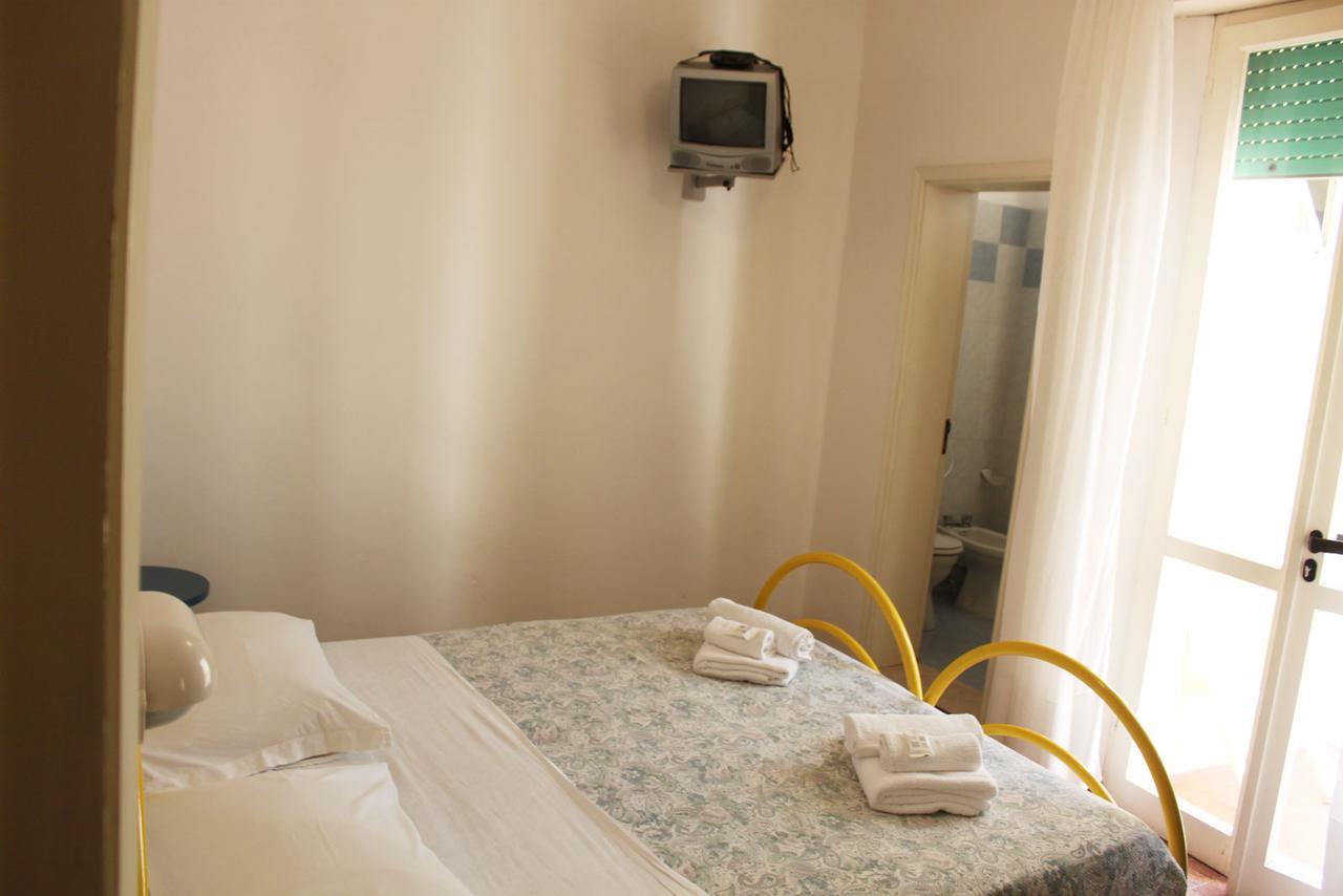 Hotel Elde Riccione Extérieur photo